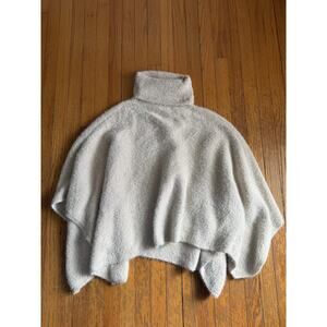 Sleeping On Snow Cape Sweater Womens One Size White Gold turtleneck Glitter